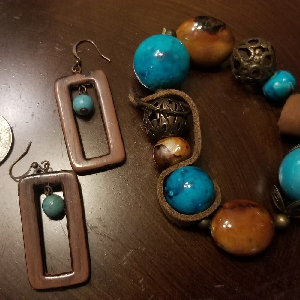 Jewelry (fashion/costume) - Turquoise & Brown Set